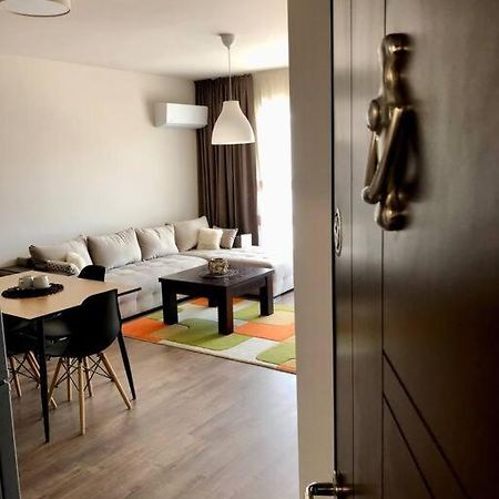 Luxury Apartment Pazardzhik Exterior foto